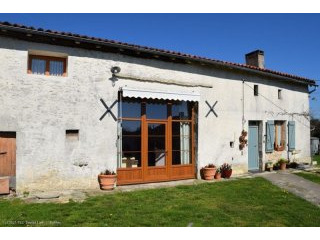Pretty 2 Bedroomed Cottage With Views