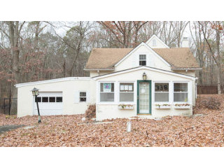 338 Jackson Mills Rd Freehold, NJ..