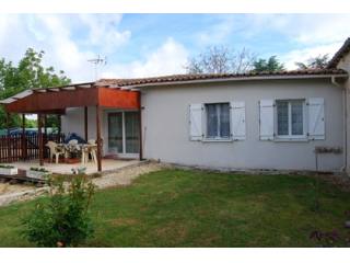 Two-bed property with 900m² of garden