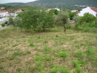 Urban plot of land in Alvaiazere