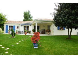3 Bedrooms - Villa - Poitou-Charentes..