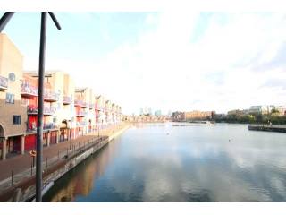 3 bed flat to rent