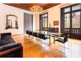 EXCLUSIVE FLAT FOR SALE IN RAMBLA..