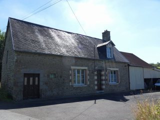 Countryside Longere on 1.6 Hectares