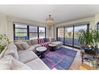 2 bedroom Apartment For Sale: 417 GRAND..