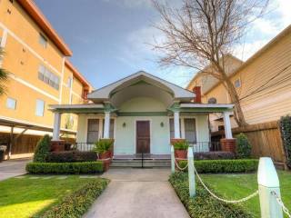 3 bedroom Apartment For Sale: 1109..
