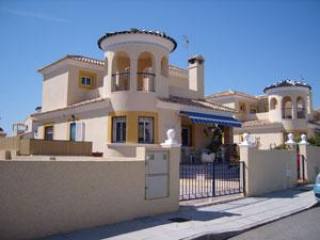 3 bedroom Detached Villa In Pinar de..