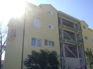 Penthouse apartment, Tivat
