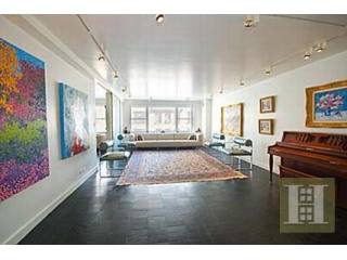 3 bedroom Apartment For Sale: 40 EAST..