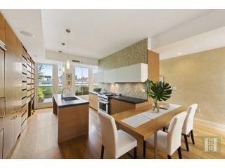 2 bedroom PentHouse For Sale: 51 WALKER..