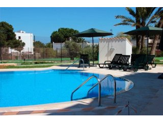 Apts. only 200 mts from the beach