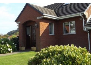 RENTAL 17 Christian Close, Ballastowell..