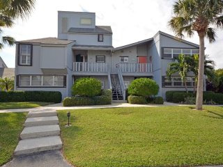 2 bedroom Flat For Sale: 1302 Spyglass..