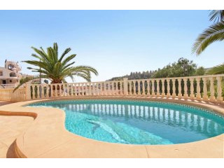 Lovely villa overlooking the coast of..