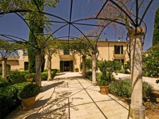 Spectacular country estate superbly..