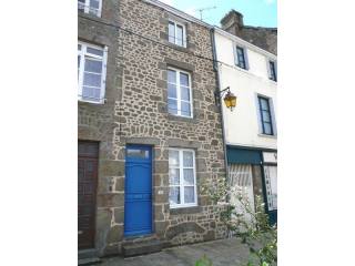 Maison Lassay Les Chateaux 3 Piece(s)..