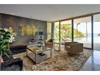 Front Line Beach Designer Villa