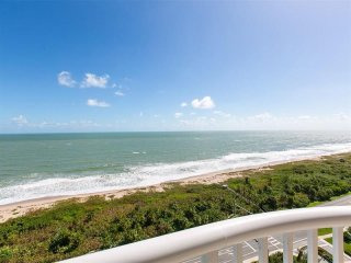 3 bedroom Flat For Sale: 5051 N Highway..