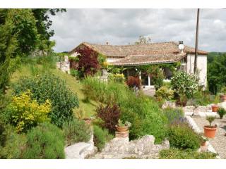 Pretty Quercy Farmhouse With Pool, Gite..