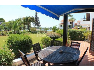 Ground floor Lakeside apartment