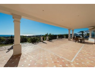 Timeless Villa With Amazing Views