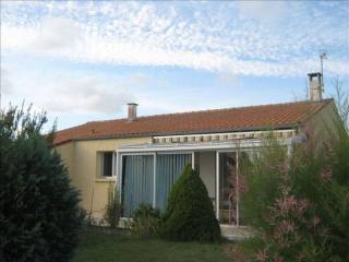 2 beds house near ocean, in St Palais..
