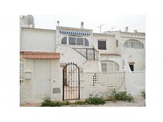 2 BED APART WALKING DISTANCE TO BEACH