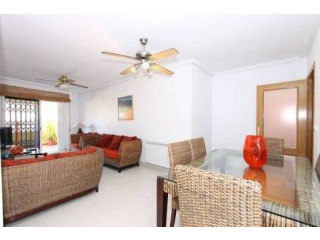 3 Bedroom 2 Bathroom Apartment In..