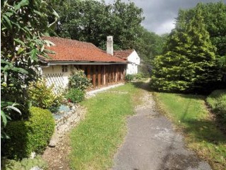 Pleasant Family House With 2 Gites On A..