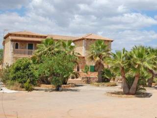 Finca to renovate in Llucmajor