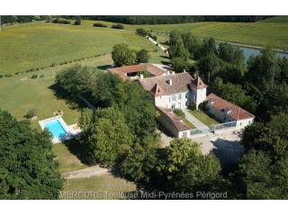 9 bedroom Manor House For Sale: 47000..