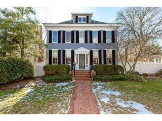 5 bedroom Detached House For Sale: 3708..