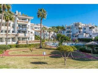 Apartment - Perfectly located duplex..