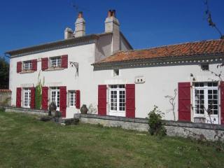 Beautiful Family House in superb..
