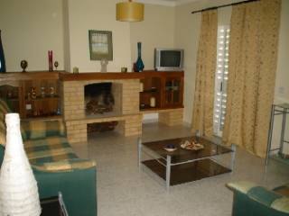 TOP FLOOR APARTMENT