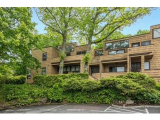 3 bedroom Commercial Property For Sale:..