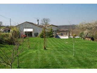 Professionally Converted Stone Barn..