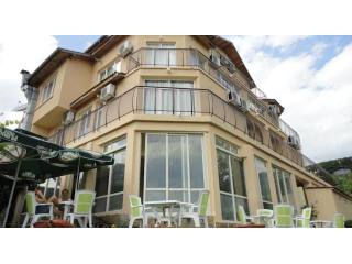 Family hotel for sale between Albena..