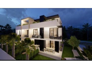 Započeta gradnja – samostojeća kuća s 4 velika apartmana (Gr