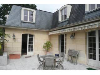 5 bedroom House For Sale: 92380 GARCHES