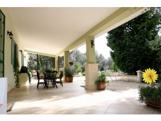 V000086, 3 Bedrooms Villa In Oria..