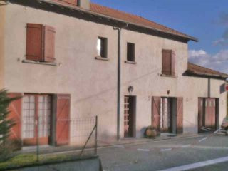 3 To 4 Bed Village House In Dordogne..