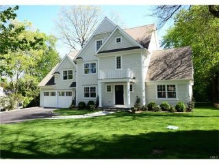 5 bedroom House For Sale: 43 HAWTHORNE..