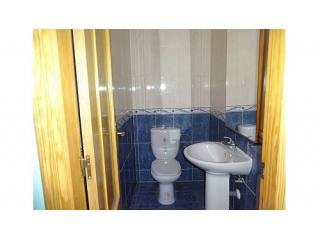 A VERY LARGE 3 BED APARTMENT