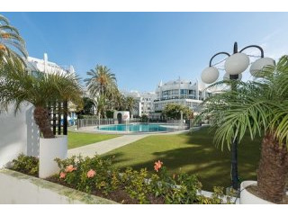 3 Bedroom Middle Floor Apartment