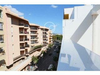 Newly built three bedroom penthouse..
