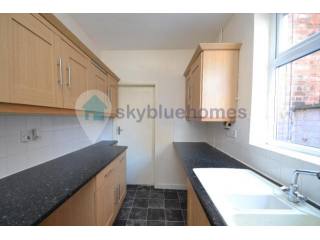 House - A GREAT 3 bedroom terrace house..