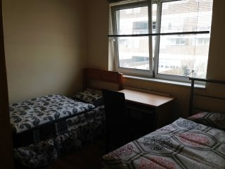 Double room, Zone 1, Shadwell (share or..