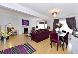 3 Bedrooms - Apartment - London - For..