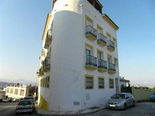 Apartment - A fantastic 3 bedroom, 2..